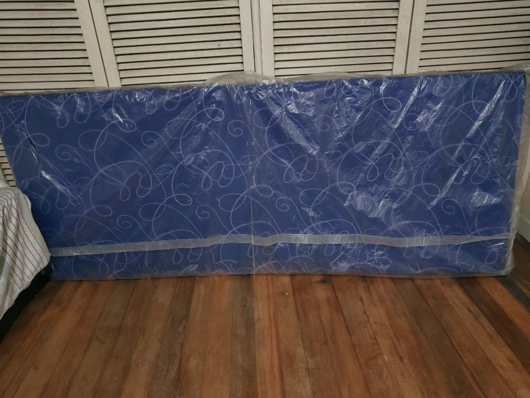 Uratex foam (Category: Bedding & Towels) located in Manila. Submitted by jambcarino25886 (Listing ID 1470258183, Image 1). Description: Original uratex foam 4 inch tick with cover SIZE 4/30/75.. PHP1, 700.