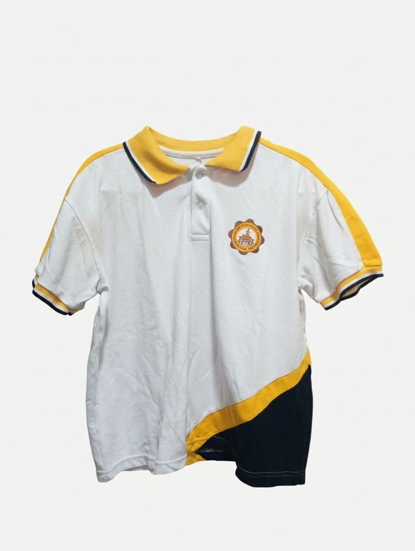 UST JHS TYPE B - XL (Category: Looking For) located in Manila. Submitted by gumi14 (Listing ID 1470228763, Image 1). Description: UST JHS TYPE B UNIFORM (XL) SHIRT - slightly stained in armpit area SHORTS (XL) - good condition 200 each = 400.