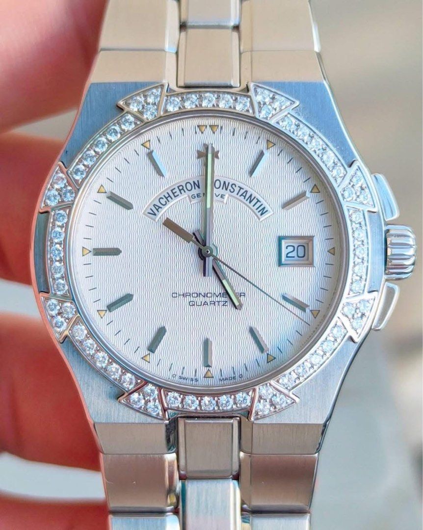 VACHERON CONSTANTIN OVERSEAS 1ST GENERATION | HOLY TRINITY (Category: Luxury Watches) located in Manila. Submitted by kristinepenafiel (Listing ID 1470345231, Image 2). Description: VACHERON CONSTANTIN OVERSEAS 1ST GENERATION | HOLY TRINITY 💎 ₱608,000 — EXCEPTIONAL OFFER Ref. 72540/423A-8462 37mm Stainless Steel Case Silver Guilloché Dial Factory-Set Natural Diamond Bezel Swiss Quartz Movement Condition: 9.5/10 Inclusions: Watch & Leather Travel