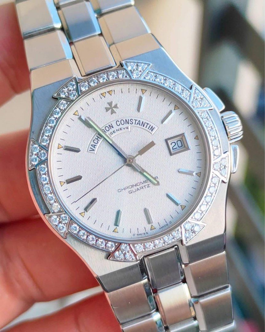 VACHERON CONSTANTIN OVERSEAS 1ST GENERATION | HOLY TRINITY (Category: Luxury Watches) located in Manila. Submitted by kristinepenafiel (Listing ID 1470345231, Image 3). Description: VACHERON CONSTANTIN OVERSEAS 1ST GENERATION | HOLY TRINITY 💎 ₱608,000 — EXCEPTIONAL OFFER Ref. 72540/423A-8462 37mm Stainless Steel Case Silver Guilloché Dial Factory-Set Natural Diamond Bezel Swiss Quartz Movement Condition: 9.5/10 Inclusions: Watch & Leather Travel