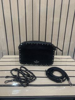 (Category: ) located in . Submitted by preluxuria_online_shop (Listing ID 1470272552, Image 1). Description: .