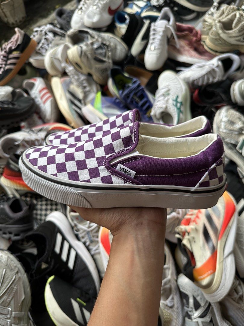 Vans Classic Slip-On Women's (Category: Sneakers) located in Marikina City. Submitted by azaero (Listing ID 1470284637, Image 1). Description: US 7 / cm 23.5 / Euro 37 Brand New Condition .