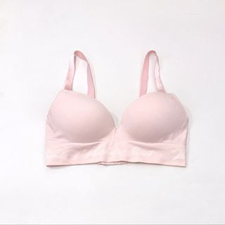 (Category: ) located in . Submitted by k_intimates (Listing ID 1470336847, Image 1). Description: .