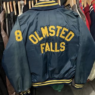 (Category: ) located in . Submitted by itsvintageclothing (Listing ID 1470264297, Image 1). Description: .