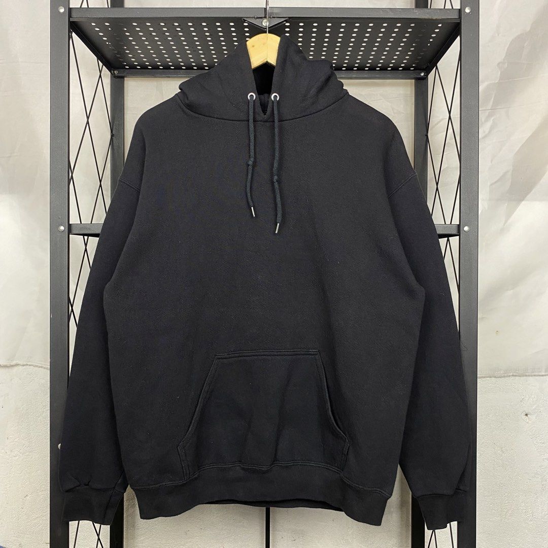 Vintage 90s Whistler Pullover Hoodie (Category: Coats, Jackets and Outerwear) located in Cebu City. Submitted by cebuvntgvibes (Listing ID 1470216584, Image 1). Description: 23W x 26L (M-L) . Deadstock condition. Perfect boxy fit. Tight ribbings. Minimal print. No issue. . Mine ₱1,300+sf.