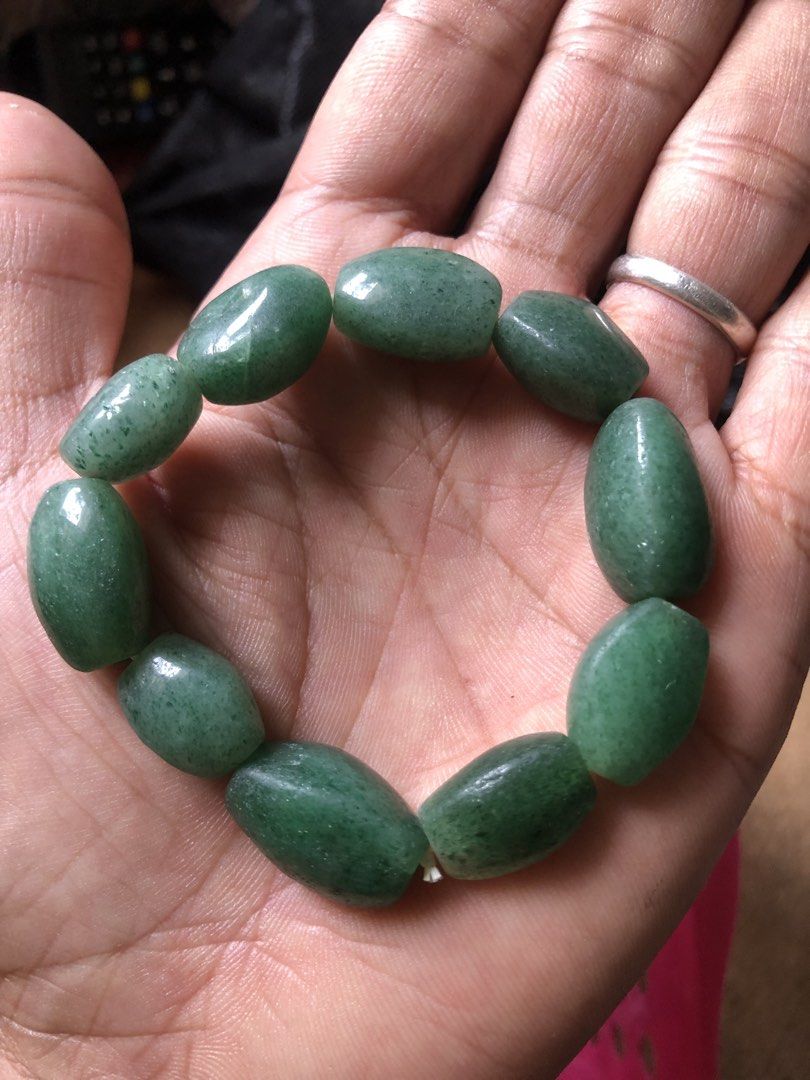Vintage aventurine genuine (Category: Bracelets) located in Manila. Submitted by anneverz (Listing ID 1470204484, Image 1). Description: Genuine aventurine Bracelet .