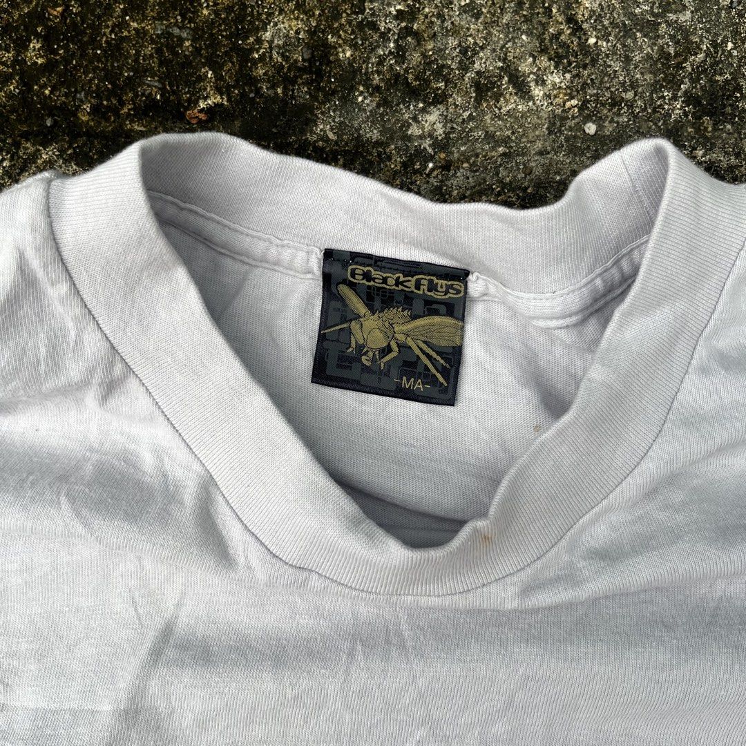 Vintage Black Flys Skateboard Tee (Category: Tshirts & Polo Shirts ) located in Iloilo. Submitted by singkomils.ilo5000 (Listing ID 1470347450, Image 3). Description: Vintage Black Flys Skateboard tee Made in Japan Size Medium Excellent condition No major flaws Ssatw .
