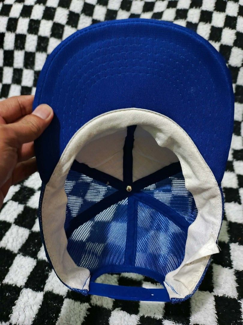 Vintage blue Jays trucker cap hat (Category: Caps & Hats) located in Valenzuela. Submitted by shs.by.marc (Listing ID 1470304831, Image 3). Description: Location : Karuhatan Valenzuela.