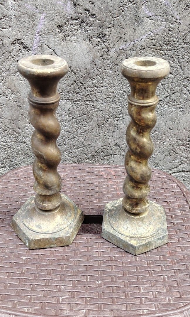 Vintage brass candelabra (Category: Vintage Collectibles) located in Caloocan City. Submitted by zenmountain-d8b1c0 (Listing ID 1470188023, Image 2). Description: Cod.