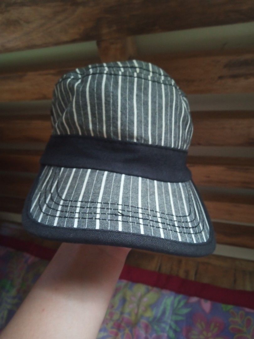 Vintage Cap Dickies Genuine (Category: Activewear) located in Talavera. Submitted by xxygxx (Listing ID 1470186118, Image 2). Description: No issue Pm for Interested/transaction.