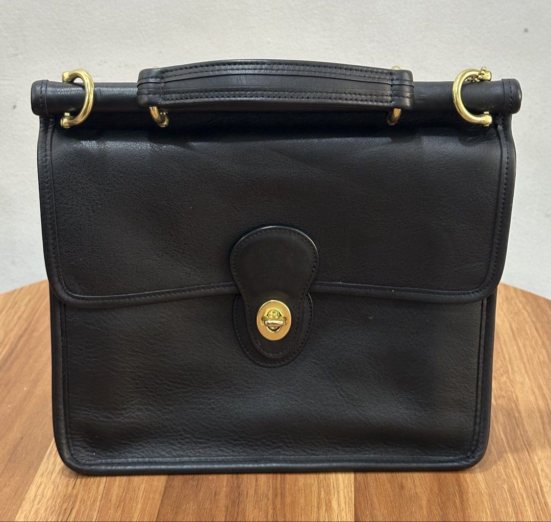 Vintage Coach 9927 Turn Lock Leather (Category: Luxury Bags & Wallets) located in Manila. Submitted by sandin2121 (Listing ID 1470280785, Image 1). Description: Vintage Coach Willis 9927 Bag Leather Missing Shoulder Strap Glove Tanned Cowhide.