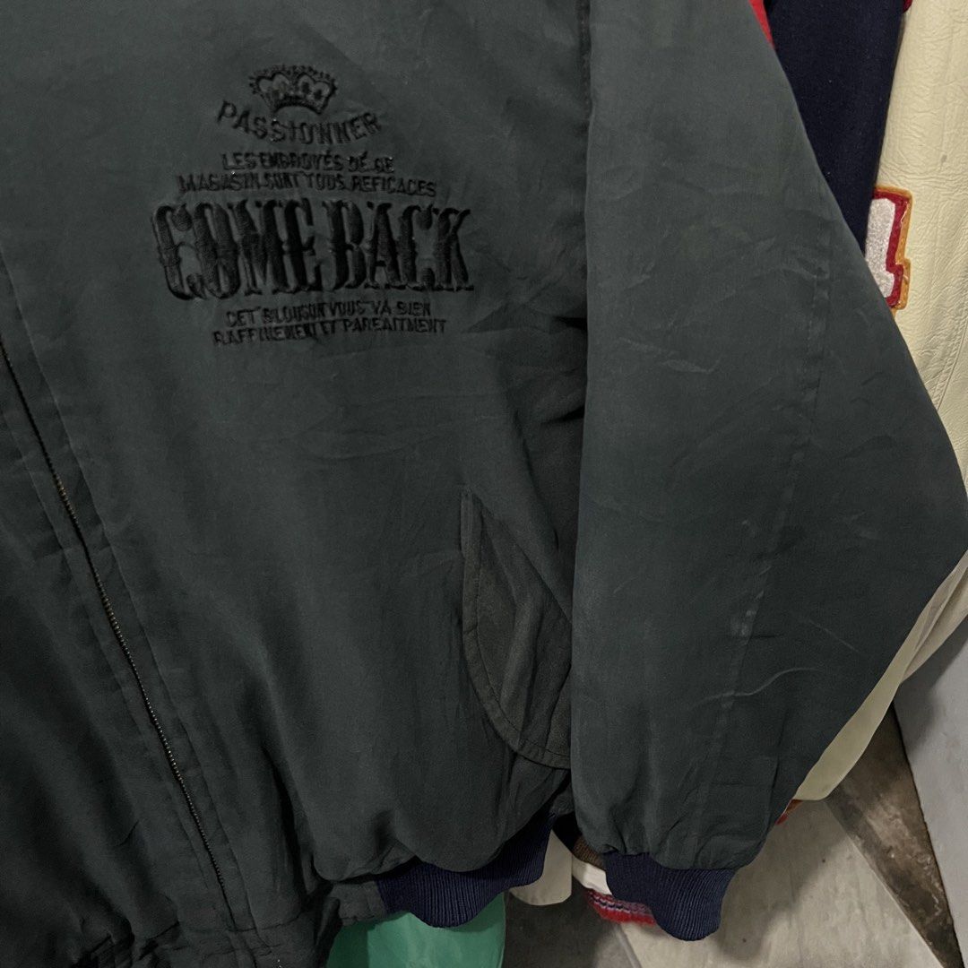 Vintage comeback bomber jacket (Category: Coats, Jackets and Outerwear) located in Baguio. Submitted by itsvintageclothing (Listing ID 1470264792, Image 3). Description: Length 26 Pit to pit 26.