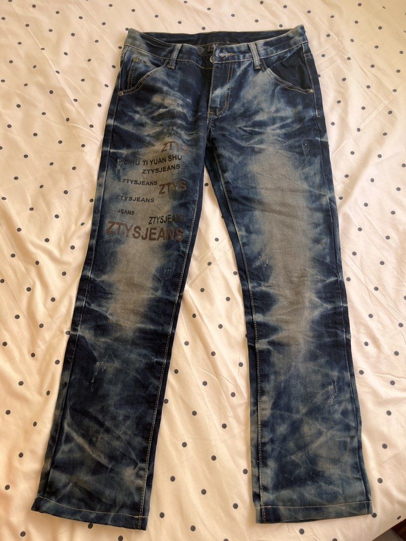 Vintage Denim Jeans (Category: Jeans) located in Manila. Submitted by chimcheese (Listing ID 1470153452, Image 1). Description: .