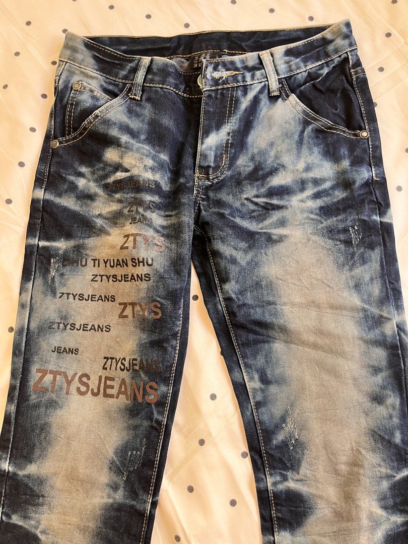 Vintage Denim Jeans (Category: Jeans) located in Manila. Submitted by chimcheese (Listing ID 1470153452, Image 2). Description: .