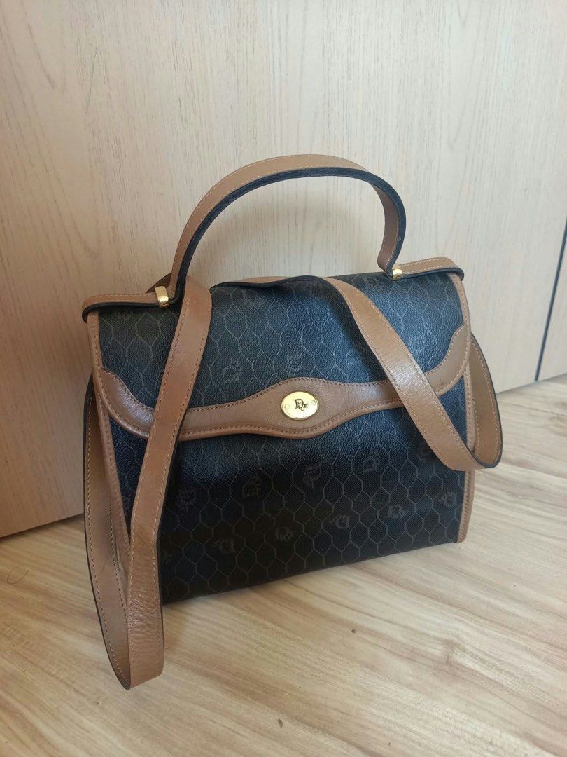 VINTAGE DIOR BAG AUTHENTIC (Category: Luxury Bags & Wallets) located in Mabalacat. Submitted by bizzybones (Listing ID 1470179198, Image 3). Description: STILL IN VERY GOOD CONDITION AUTHENTIC MOP GCASH COURIER JNT.