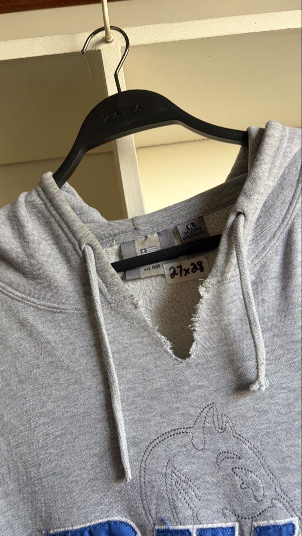 Vintage Duke (Category: Hoodies) located in Manila. Submitted by _revault (Listing ID 1470304721, Image 2). Description: .