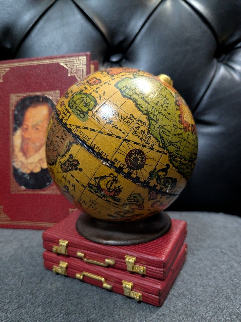 Vintage Explorer and Literary Aesthetic Decor Bundle (Category: Vintage Collectibles) located in Makati City. Submitted by thepatentedmill.ph (Listing ID 1470344552, Image 2). Description: "Vintage Explorer & Literary Aesthetic Decor Bundle (4-Piece Lot)" Perfect statement collection for a mini home library, study, office desk, or dark academia aesthetic display. This carefully curated decorative lot brings together classic nautical, vintage phot