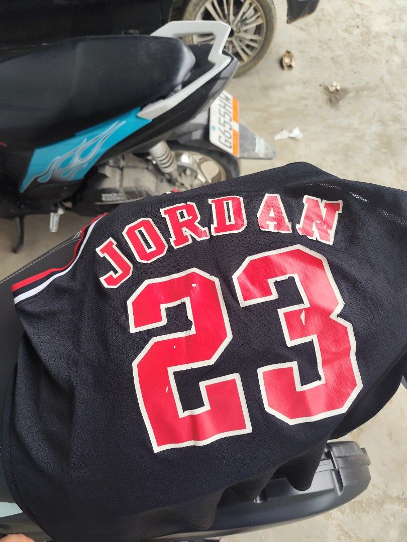 vintage jordan (Category: Activewear) located in Manila. Submitted by tenioberna75963 (Listing ID 1470160250, Image 2). Description: Vintage Nike Jersey Jordan23 issue runs & expired print .