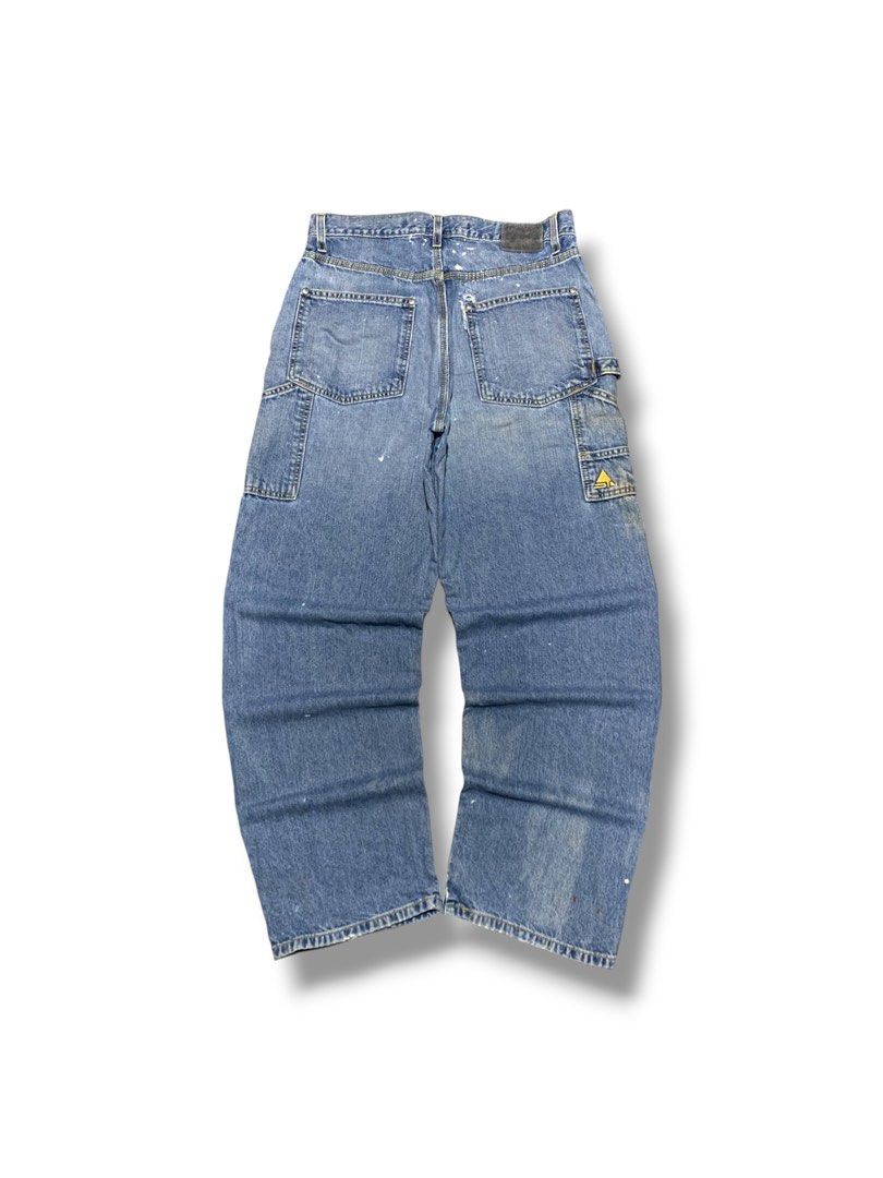Vintage Levis Silver Tab Carpenter Pants (Category: Jeans) located in Cavite. Submitted by plankdalooter (Listing ID 1470280793, Image 1). Description: 34 waistline 43 length 14 thigh 9.5 hem need wash *washable stain *minimal repaired distress di masyadong visible *minimal dot stain not paint stain .