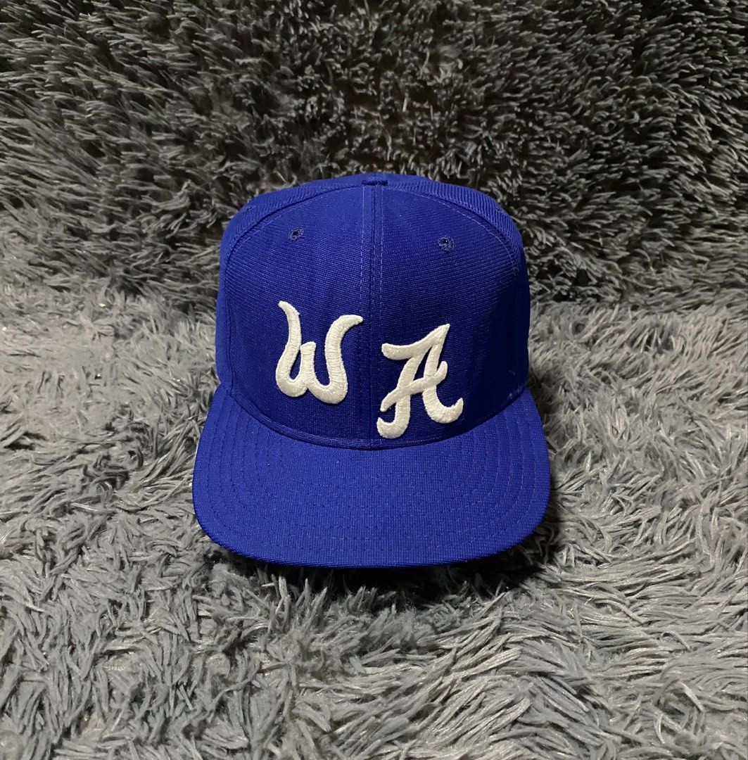 Vintage new era W A snapback (Category: Announcements) located in Pozorrubio. Submitted by thrifttownph (Listing ID 1470266069, Image 1). Description: Vintage new era W A snapback One size fits all Made in usa snap no issues Color rate:9.8/10 Good condition Price:📥📨 Loc:pangasinan📌.