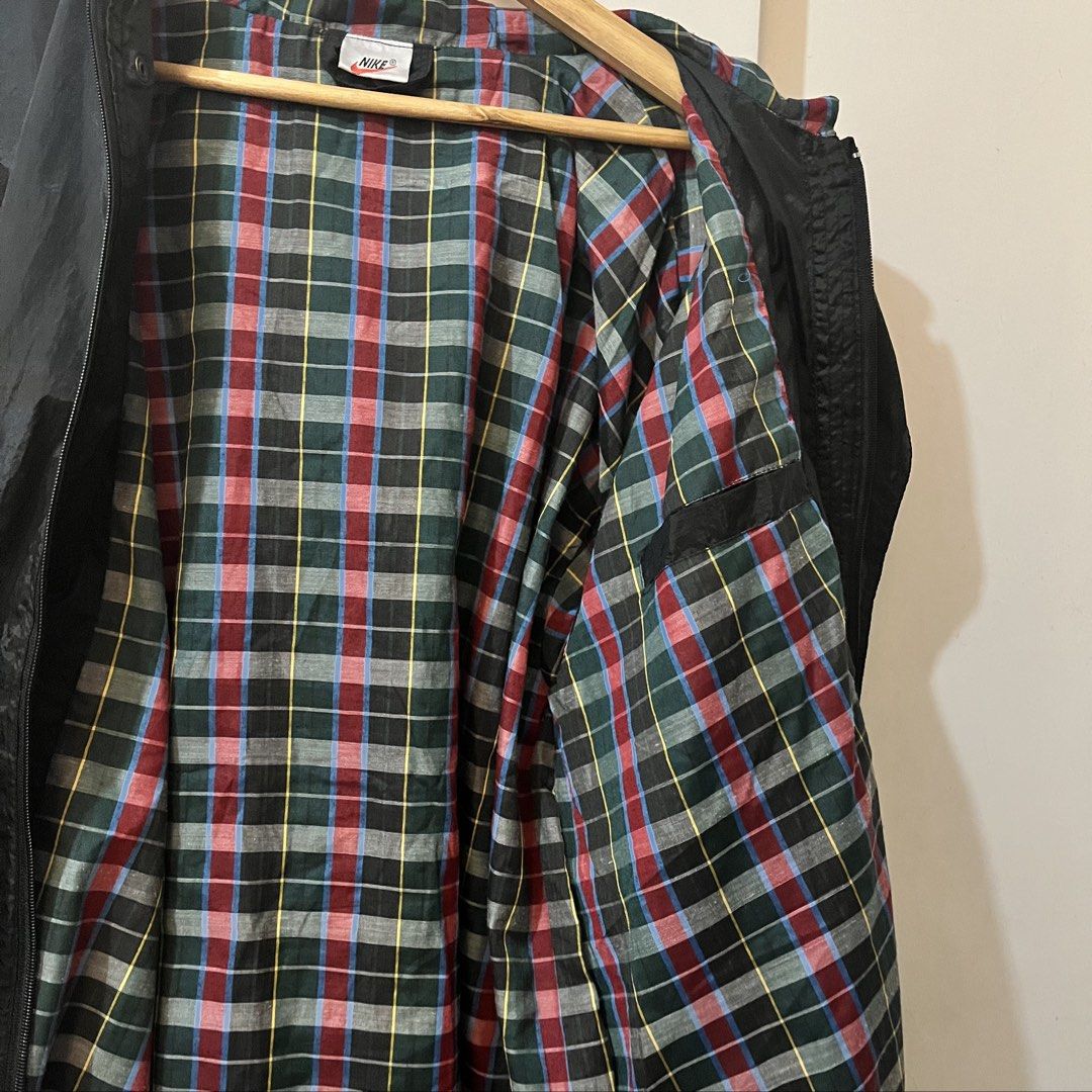 Vintage Nike Black Flannel Lined Windbreaker Jacket (Category: Coats, Jackets and Outerwear) located in Pasay City. Submitted by klosetbykelly (Listing ID 1470332897, Image 3). Description: Welcome to klosetbykelly! 🎀💞 mode of payment: Gcash mode of delivery: J&t and Lalamove location: Pasay City NO LOWBALLING ❌ BOGUS BUYERS WILL BE AUTOMATICALLY BLOCKED 🚫 NO TO IMPATIENT BUYERS ❌ PAYMENT FIRST BEFORE SHIPPING ‼️ ITEM DESCRIPTION: - Brand: Nik