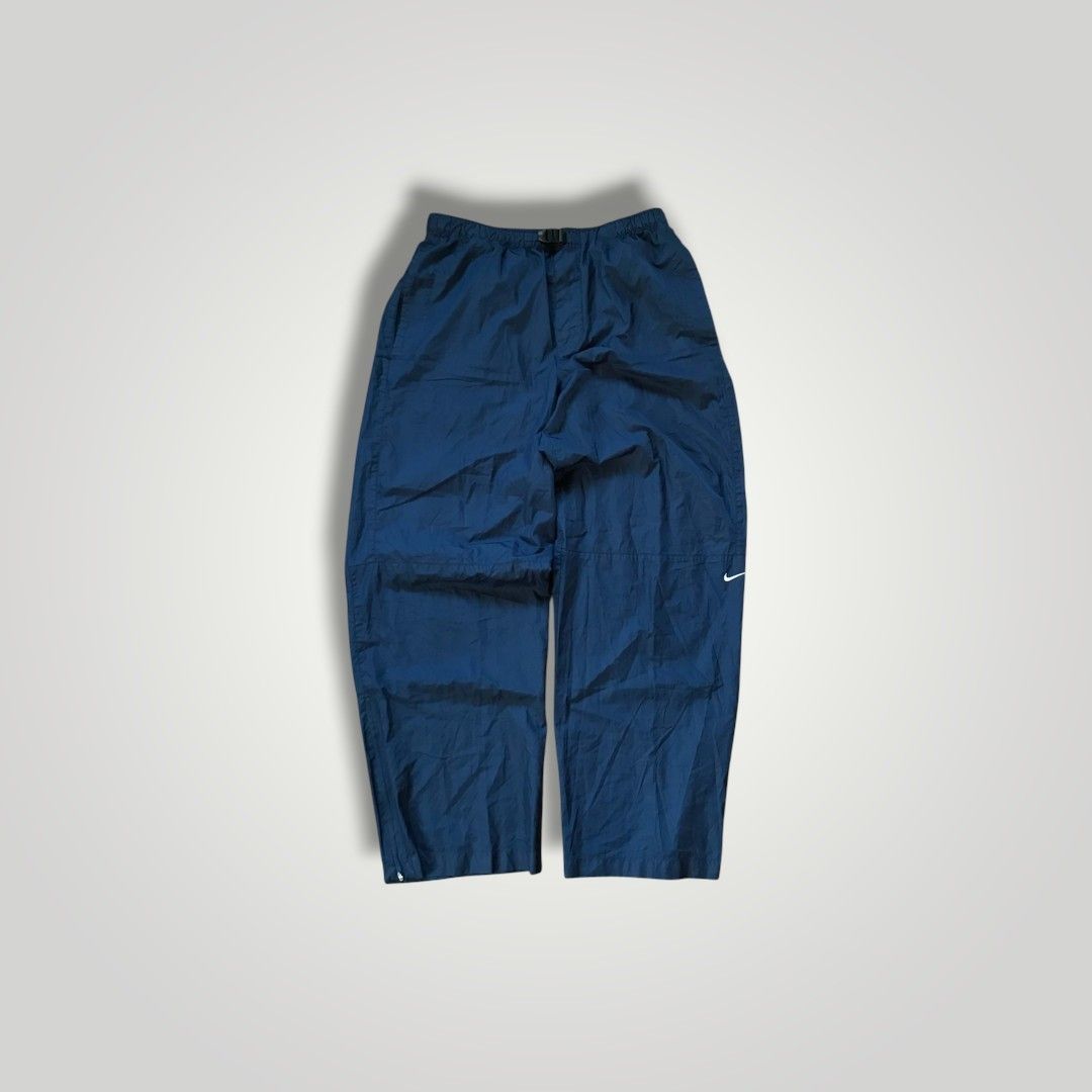 Vintage Nike Track Pants Packable 💥 (Category: Joggers) located in Batangas. Submitted by adoboqt (Listing ID 1470167468, Image 1). Description: .