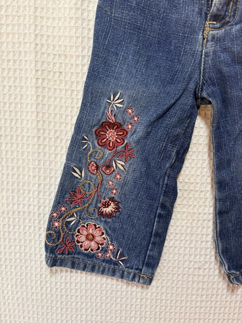 Vintage pants embroidered details (Category: Babies & Kids Fashion) located in Manila. Submitted by marinonlineshop (Listing ID 1470217216, Image 2). Description: .