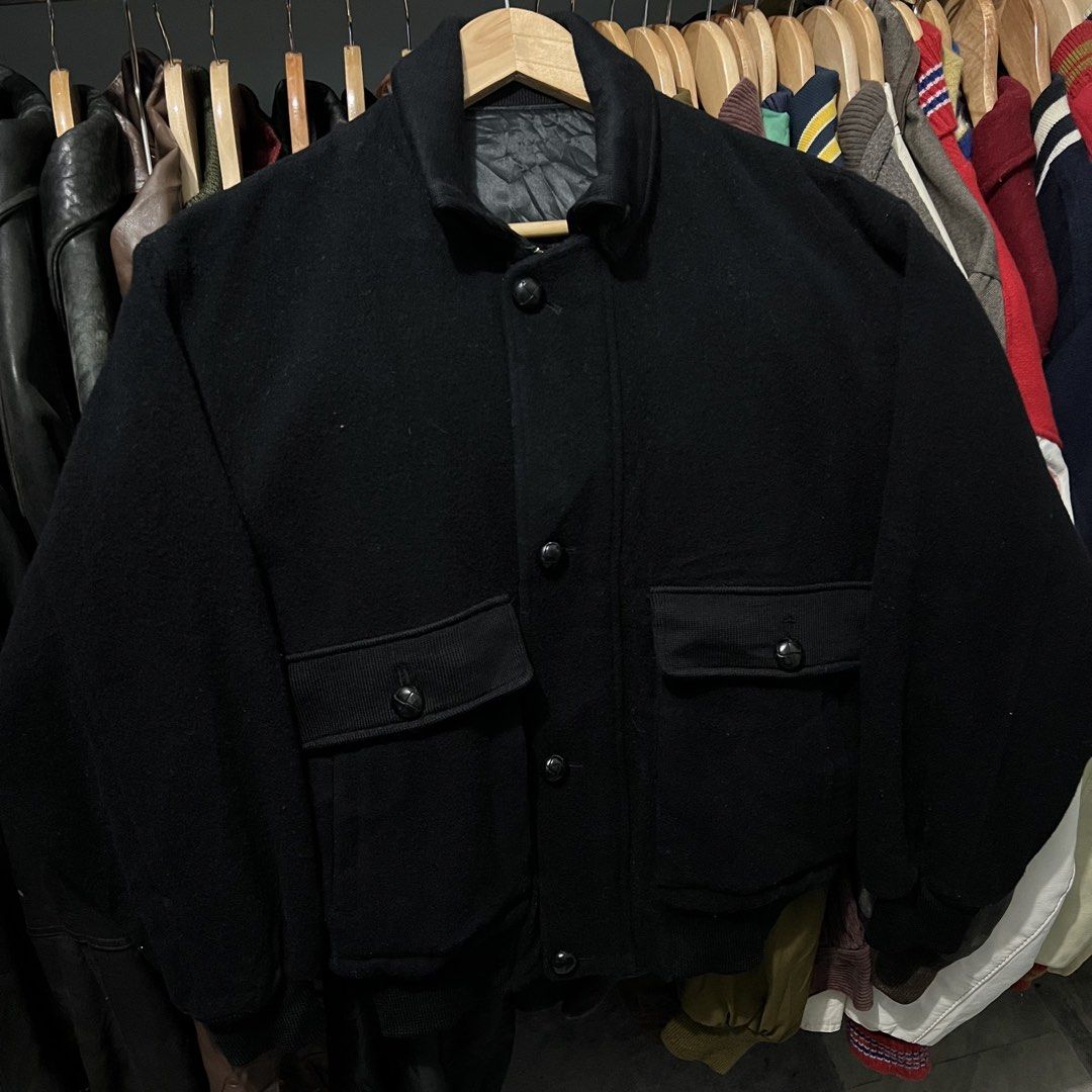 Vintage Paris wool jacket (Category: Coats, Jackets and Outerwear) located in Baguio. Submitted by itsvintageclothing (Listing ID 1470280752, Image 1). Description: Length 25 Pit to pit 22.