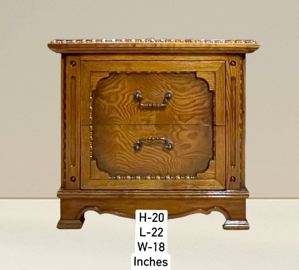 Vintage Side Table Drawer Cabinet Nightstand (Category: Tables & Sets) located in Quezon City. Submitted by dannikkishoppe2 (Listing ID 1470212209, Image 1). Description: Vintage Side Table Drawer Cabinet Nightstand‼️₱5500‼️ Looking for a stylish cabinet na may classic vibes? Perfect ito para sa bedroom, living room, or bedside table! 😍 ✅ Beautiful vintage design ✅ 2 drawers for storage ✅ Elegant wood finish ✅ Japan surplus quality 📏 Size: H20 