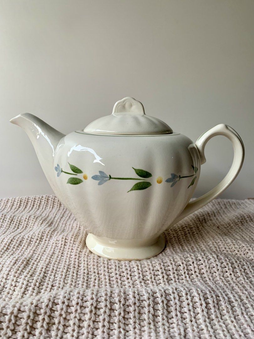 Vintage Teapot by Marie Ann (Category: Coffee & Tea Tableware) located in Tandag. Submitted by jeason_22 (Listing ID 1470173052, Image 1). Description: • Good vintage condition, minor chip sa spout ( see photo) • branded by Marie Anne • Size : Standard size teapot width: 10 inches hight: 6 inches 📌 Please see photos for the actual design and condition. Kindly review all photos before purchasing. 📦 Carefully packed for safe shipping..