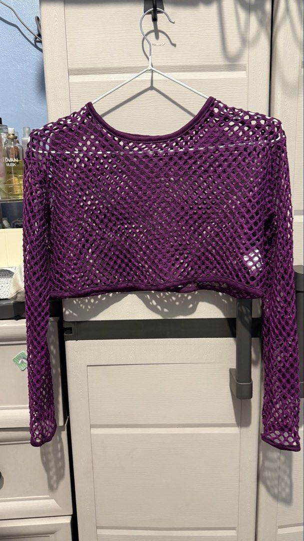 Violet Net Crop Top (Category: Others Tops) located in Quezon City. Submitted by dinesaur (Listing ID 1470320295, Image 1). Description: Best for costumes!.