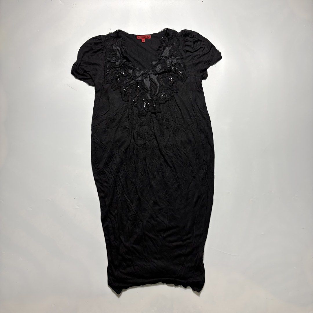 Vivienne tam (Category: Luxury Apparel) located in Iloilo. Submitted by profitpicks (Listing ID 1470295820, Image 1). Description: 15/36.