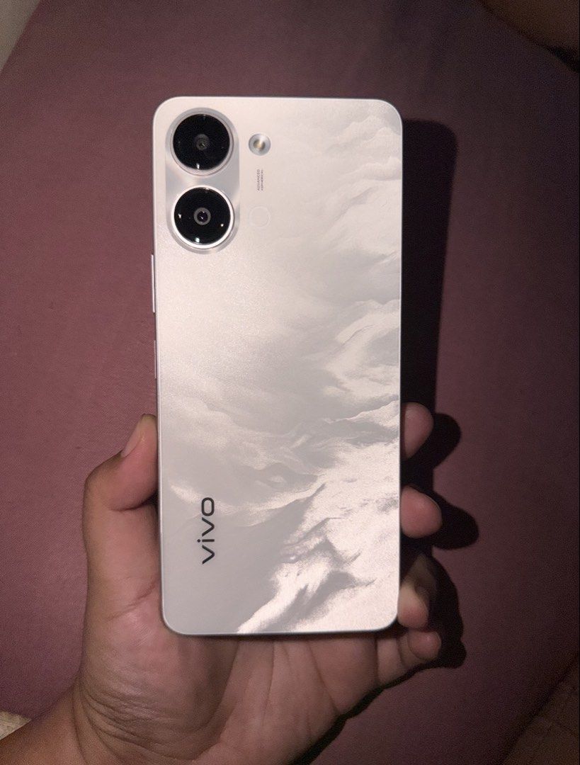 Vivo Y05 (Category: Vivo) located in Marikina City. Submitted by ash3ng (Listing ID 1470270643, Image 1). Description: Purchase Date: Oct 16, 2027 Purchased Price: 7,999 Complete w/ box and receipt Opened Just to check the unit RFS: Should be used as spare phone but change of plans Pasig Area.