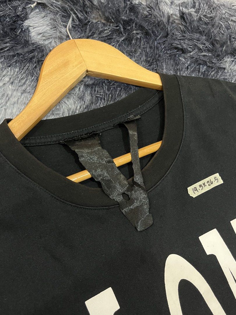 VLone Tshirt (Category: Tshirts & Polo Shirts ) located in Manila. Submitted by cjcuevas_05 (Listing ID 1470175473, Image 3). Description: 📍Tanza Cavite Dimes: 19.5x26.5 Color rate: 9.5 or better GCASH ONLY, can ship thru JnT/orange check out .