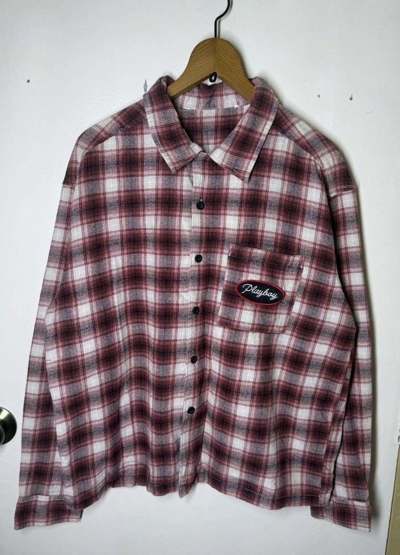 VNTG PLAYBOY PLAID (Category: Formal Shirts) located in Manila. Submitted by lunaras_declutter (Listing ID 1470283494, Image 1). Description: GOOD AS NEW AUTHENTIC CUT TAG MEDIUM DROPPED.