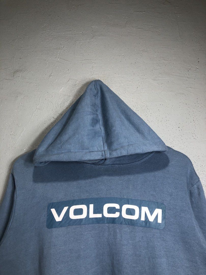 Volcom Blue Hoodie Sweatshirt Size M (Category: Coats, Jackets and Outerwear) located in Bacong. Submitted by crommermann (Listing ID 1470296771, Image 2). Description: Volcom Jacket Pull Over Hoodie 🏷️ + 90 shipping fee -Dimes Width 23 Length 28 -Condition 9.5/10 -Color Rate 9.5/10 Good Condition Color may vary due to lightning Very Presentable when Worn Need Wash Pm/Dm Visayas Dumaguete loc J&T Courier Express 🚛🚛🚛.