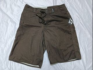 (Category: ) located in . Submitted by ironcloths (Listing ID 1470313373, Image 1). Description: .