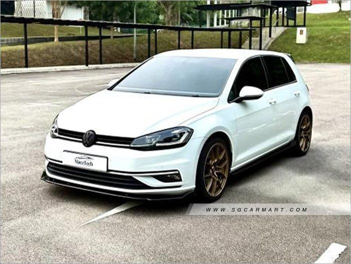 Volkswagen Golf 1.4 TSI DSG Comfortline (A) (Category: Used Cars) located in Singapore. Submitted by m_macztech (Listing ID 1470213220, Image 1). Description: ➡️ Features Super responsive 1.4L TSI turbocharged engine, 123bhp, 7 speed auto DSG transmission. 50L Fuel capacity, 18.8km/l fuel consumption. ℹ️ Accessories Android/CarPlay infotainment, sports rims, multi function steering wheel, rear aircon, reverse camera and parking sensors, electric 