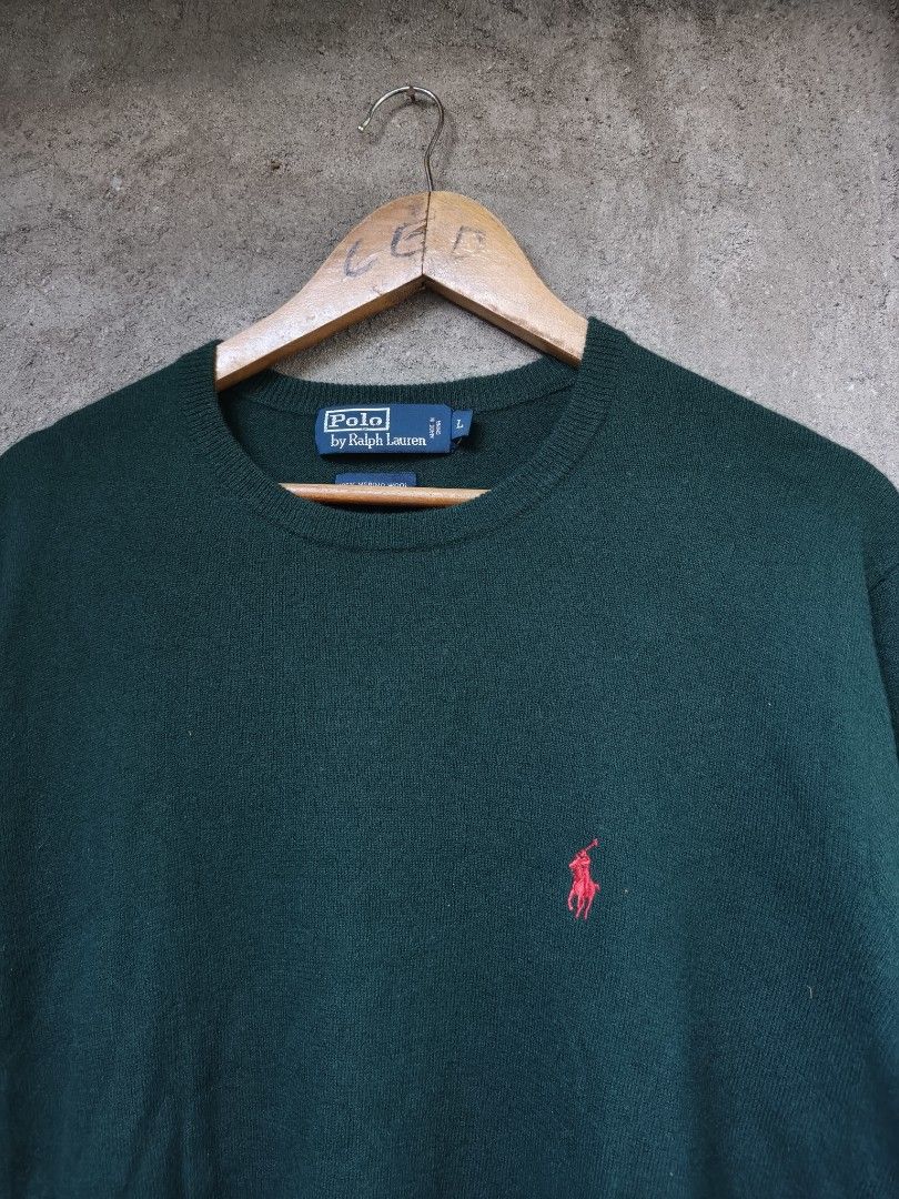 Vtg POLO Ralph Lauren sweater (Category: Coats, Jackets and Outerwear) located in Puerto Princesa. Submitted by dripthrift99 (Listing ID 1470277133, Image 2). Description: Vtg POLO Ralph Lauren sweater Large 22x28 Excellent condition no issue loc: palawan.