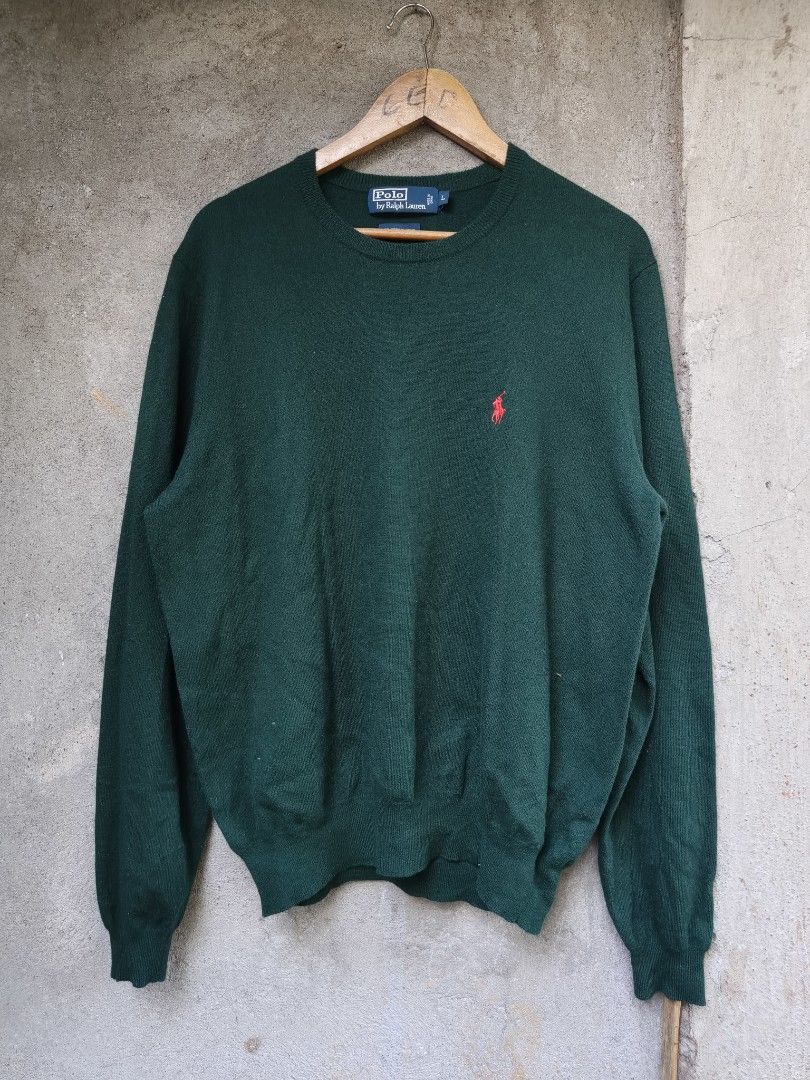 Vtg POLO Ralph Lauren sweater (Category: Coats, Jackets and Outerwear) located in Puerto Princesa. Submitted by dripthrift99 (Listing ID 1470277133, Image 1). Description: Vtg POLO Ralph Lauren sweater Large 22x28 Excellent condition no issue loc: palawan.