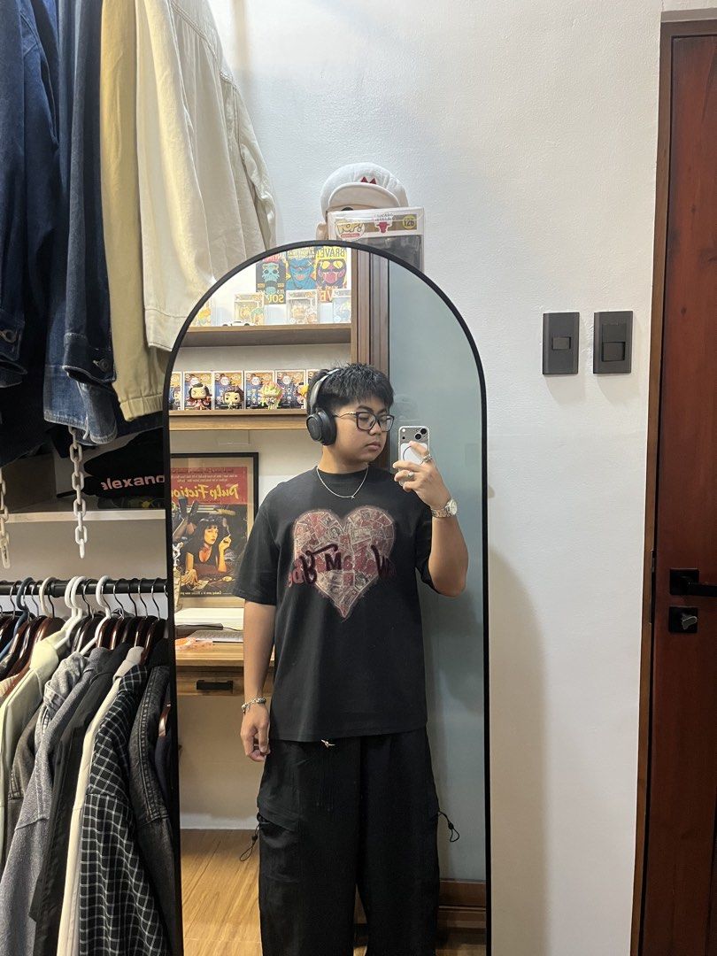 WakaMaybe Tee (Category: Tshirts & Polo Shirts ) located in Davao. Submitted by spilled.bins (Listing ID 1470273826, Image 3). Description: WakaMaybe Tee Width: 22in Length: 29in Large Measurement Stain Excellent Condition . Mine: ₱400 +shipping fee on top . Model Reference: Height: 5’5 feet Weight: 68kg.