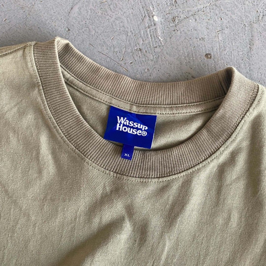 wassup (Category: Tshirts & Polo Shirts ) located in Malabon City. Submitted by not_just_fits (Listing ID 1470145090, Image 3). Description: Dimes: ▪️W: 22.5 L: 30 Flaw/s: ▪️no issue.