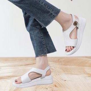(Category: ) located in . Submitted by closetqwin (Listing ID 1470199770, Image 1). Description: .