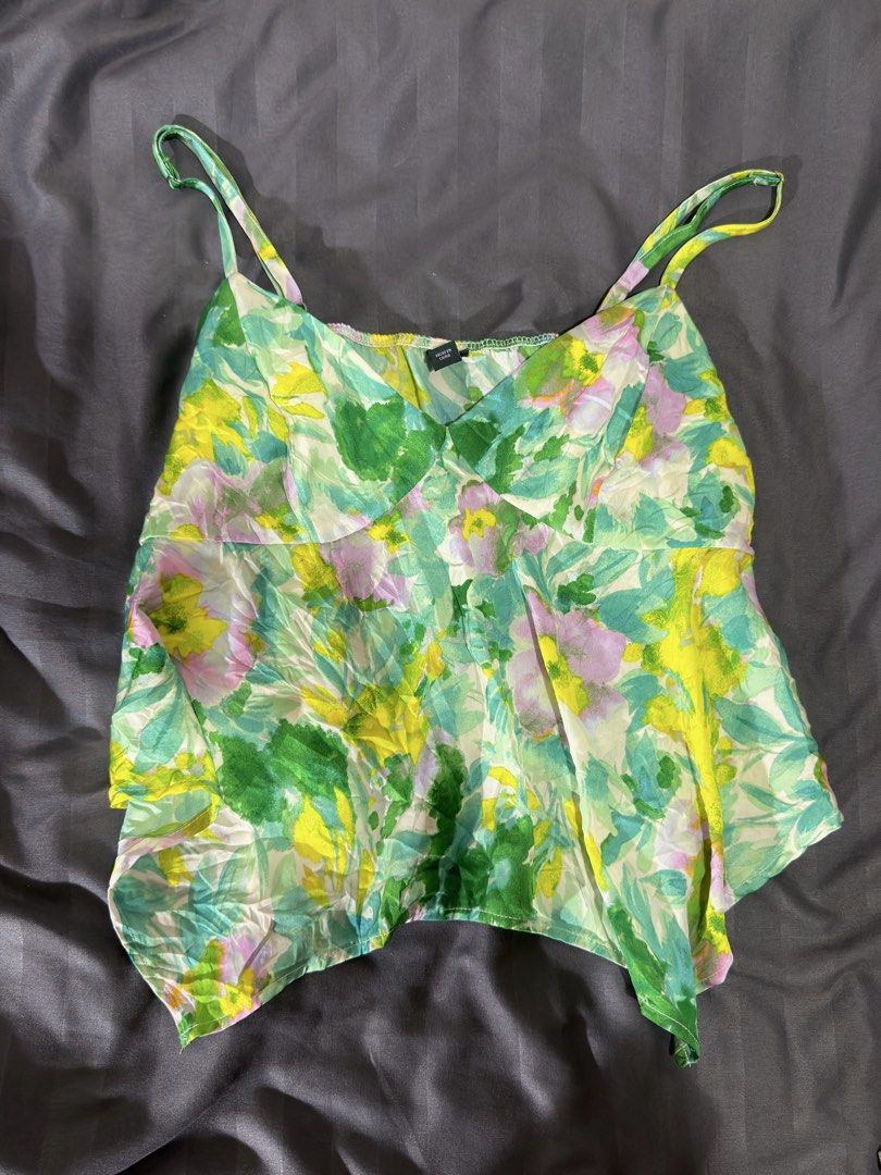 Wild Fable, unique piece - summer top (Category: Blouses) located in Cavite. Submitted by mevynn (Listing ID 1470161103, Image 1). Description: declutterring what you see is what you get size: med-large fave ⭐️⭐️⭐️ 💳 gotyme, gcash or BPi 🚚 lalamove or jnt.