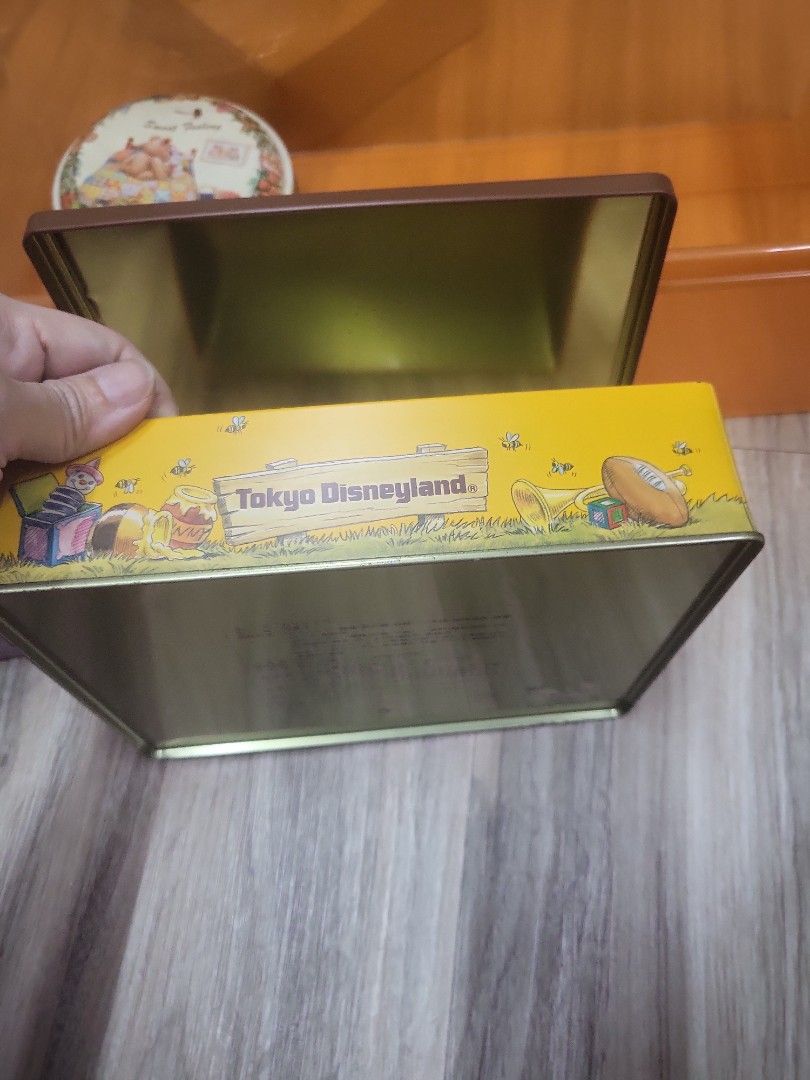 winnie the pooh tin can (Category: Accessory Holder, Box & Organizers) located in Caloocan City. Submitted by lynette1977 (Listing ID 1470242063, Image 3). Description: .
