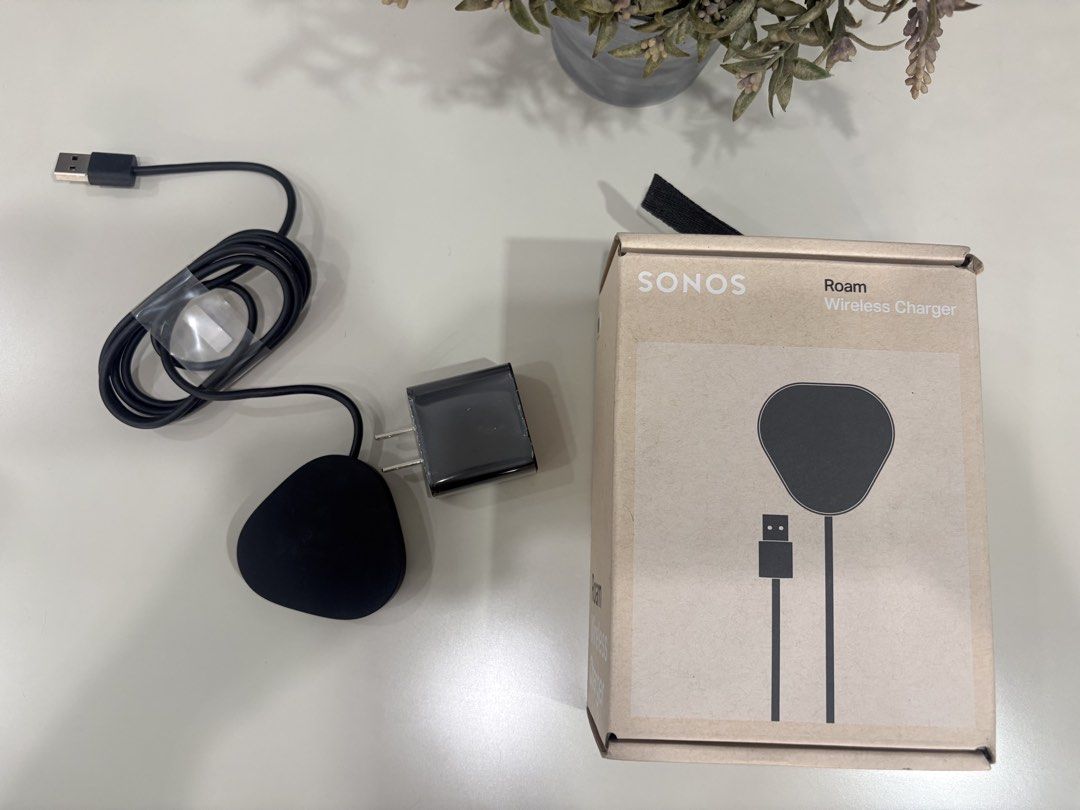 Wireless Charger (Category: Other Gadgets) located in Las Pinas. Submitted by bubblesmarble (Listing ID 1470251994, Image 3). Description: .