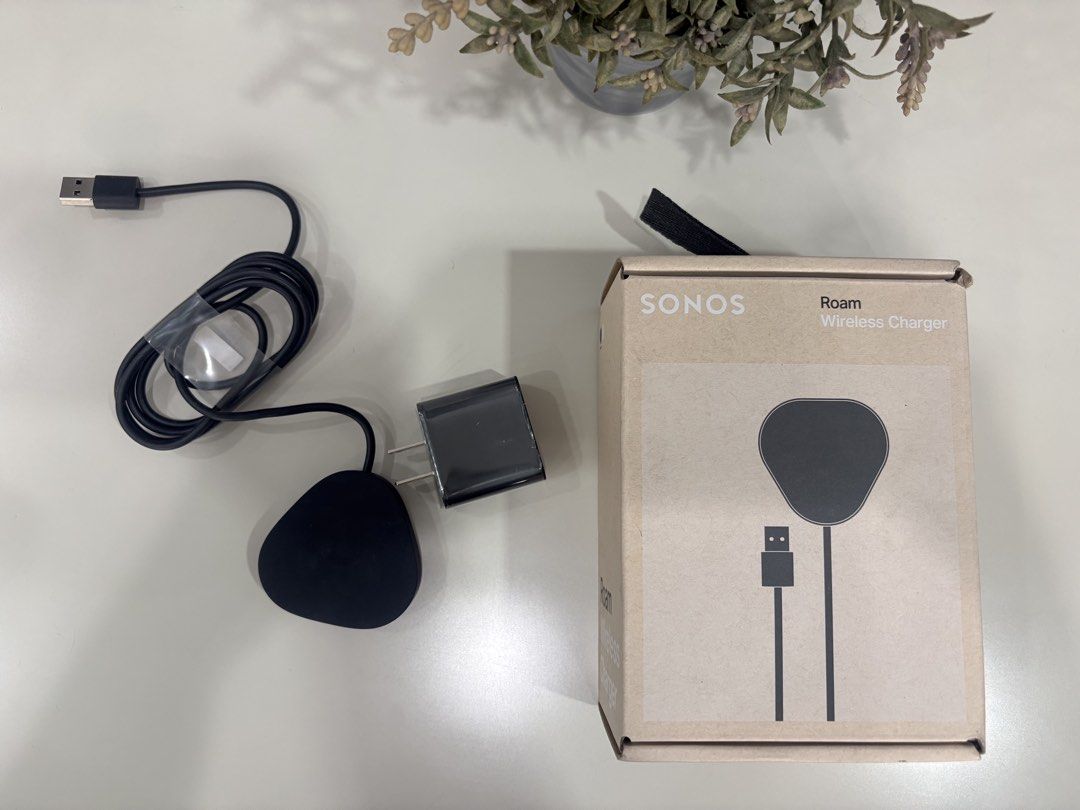 Wireless Charger (Category: Other Gadgets) located in Las Pinas. Submitted by bubblesmarble (Listing ID 1470251994, Image 2). Description: .