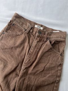 (Category: ) located in . Submitted by sleevesandbottoms (Listing ID 1470318612, Image 1). Description: .