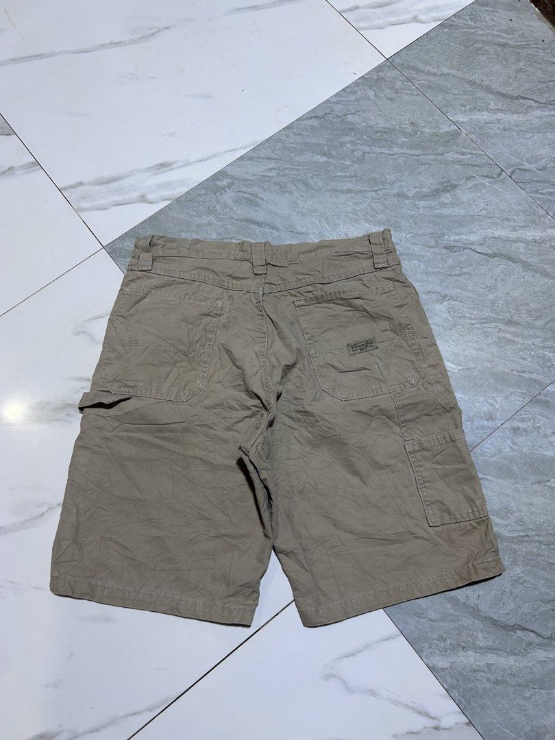 WRANGLER CARPENTER (Category: Shorts) located in Tubod. Submitted by just_thrift.1 (Listing ID 1470170305, Image 1). Description: WRANGLER CARPENTER ✅Excellent Condition 📐Waist: 33 📐Length: 21 📐Hem: 11 Need Wash Mine: ₱350 Loc: Mindanao, Tubod Lanao Del Norte.