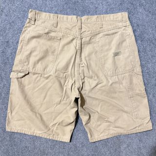 (Category: ) located in . Submitted by hype_thrifts (Listing ID 1470305082, Image 1). Description: .